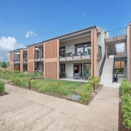 Apartmentsgarda - Cuore Del Garda Lägenhet Ronchi (Veneto)