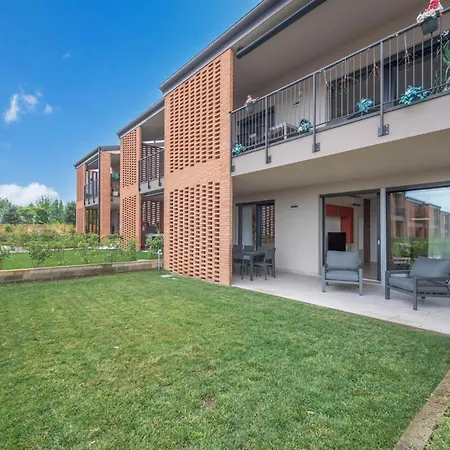 Apartmentsgarda - Cuore Del Garda Lägenhet Ronchi (Veneto)