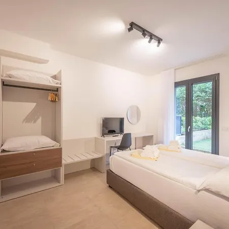 Apartment Apartmentsgarda - Cuore Del Garda Ronchi (Veneto)