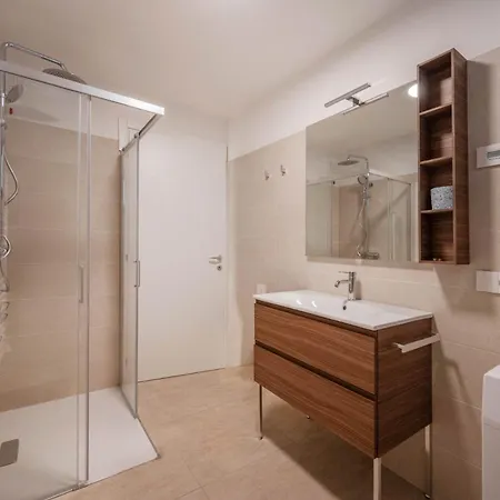 Apartmentsgarda - Cuore Del Garda 아파트 *